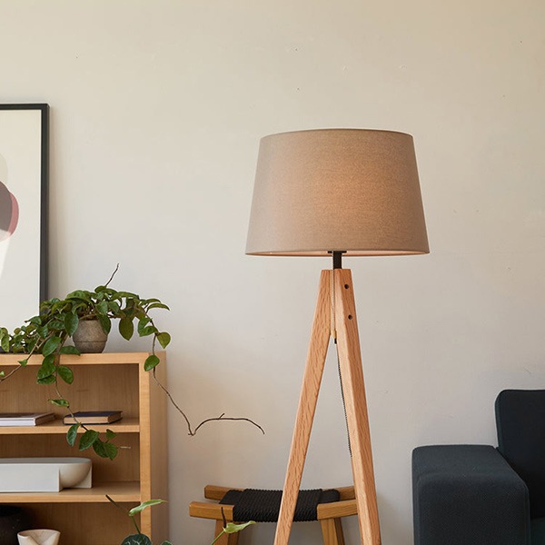 カプチーノフロアランプ「Cappuccino-floor lamp」1灯 ホワイト