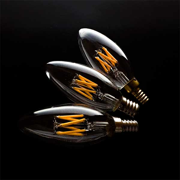 【国内メーカー】LEDフィラメント電球　シャンデリア球タイプ／3.5W（口金：E17）※調光対応