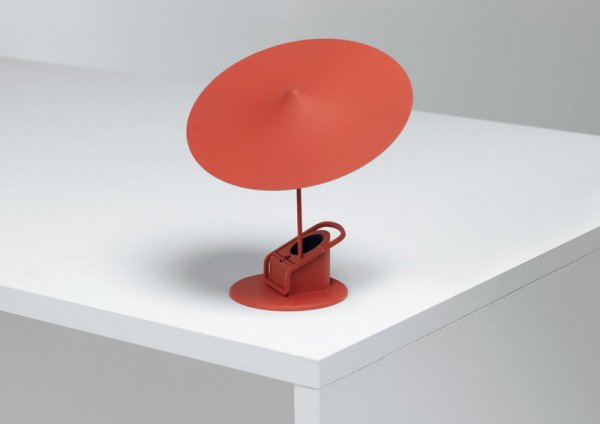 【Wästberg】「w153 Ile table lamp, poppy red」テーブルランプ ポピーレッド(Φ200×H190mm)