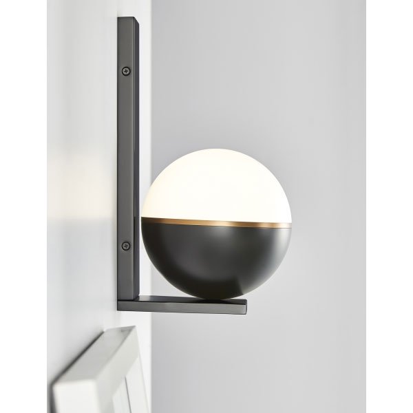 【TECH LIGHTING】アメリカ・ウォールライト「AKOVA」1灯Matte Black／Aged Brass（W180×H340mm）
