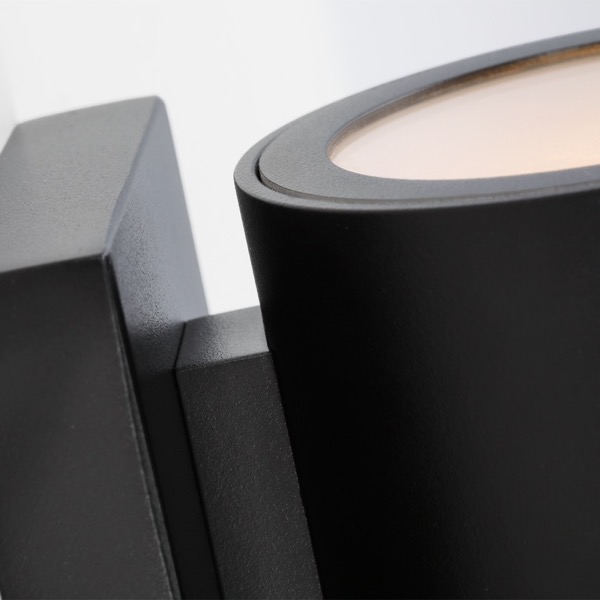 【TECH LIGHTING】アメリカ・ウォールライト「Pressa Round Small Wall」ブラック（W77×D102×H127mm）
