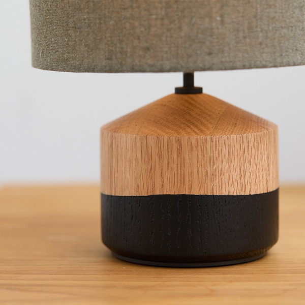 アルベロLEDテーブルランプ「Albero LED-table lamp」ブラウン／ホワイト（φ163×H197mm）