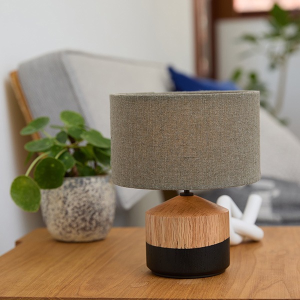 アルベロLEDテーブルランプ「Albero LED-table lamp」ブラウン／ホワイト（φ163×H197mm）