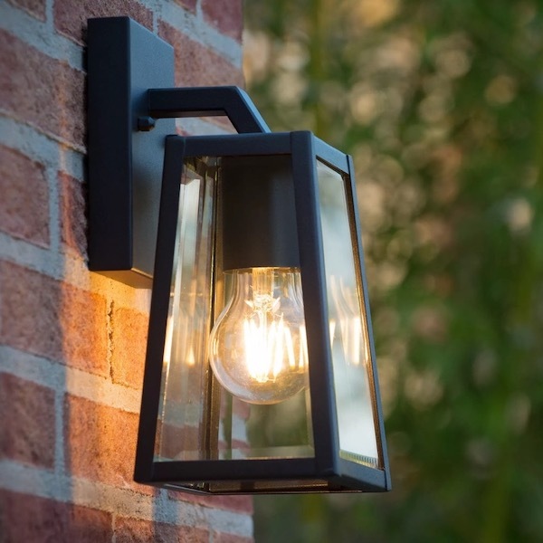 【LUCIDE】ベルギー インドア/アウトドアウォールライト「MATSLOT」Black 1灯(W142×D130×H246mm)