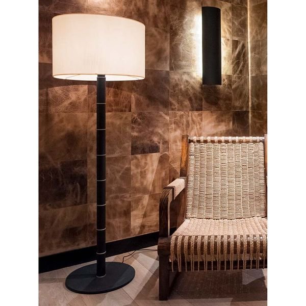 【MARETTI】オランダ・シェードフロアランプ「HICKS」1灯  WHITE（φ400×H1645mm）