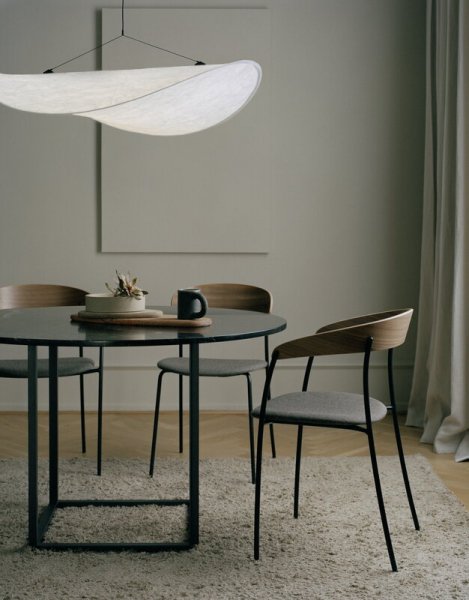 【New Works】「Tense pendant, 90 cm, white」デザイン照明 ホワイト（Φ900×H150mm)