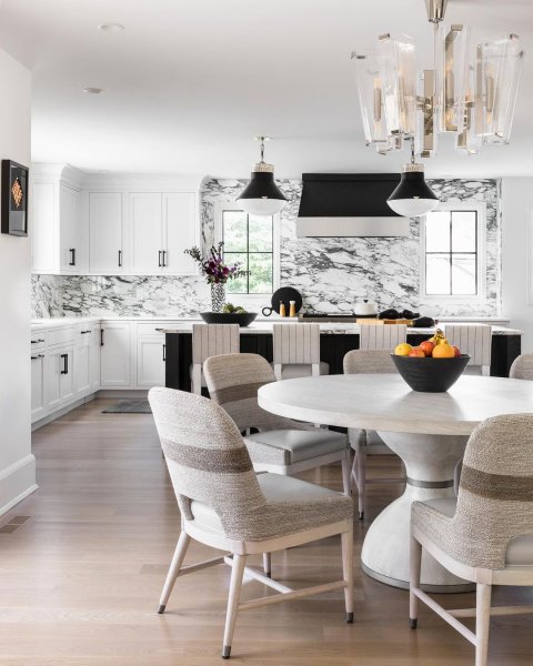 【Visual Comfort】アメリカ・デザインシャンデリア「Alpine Medium」16灯(W762mm×H406mm)