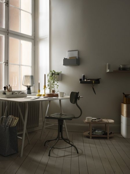 Iittala】「Leimu table lamp 30 cm, grey」テーブルランプ グレー