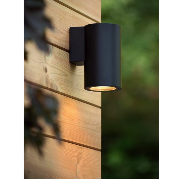 【LUCIDE】ベルギー インドア／アウトドアウォールスポットライト「VOLANTIS」Black 1灯（W146×D108×H182mm）