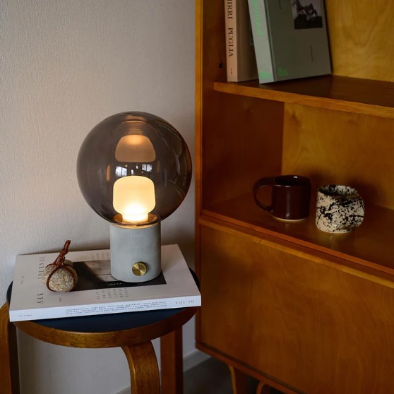 ユニバーLEDテーブルランプ「Univer LED-table lamp」6色 （Φ190