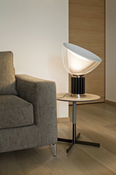 Flos】「Taccia table lamp, small, black」デザイン照明テーブル