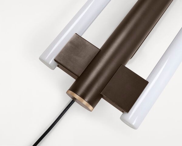 【Frama】「Eiffel Single/Double wall lamp, 100 cm」デザイン照明ウォールランプ （W45/125×D107×H1035mm）