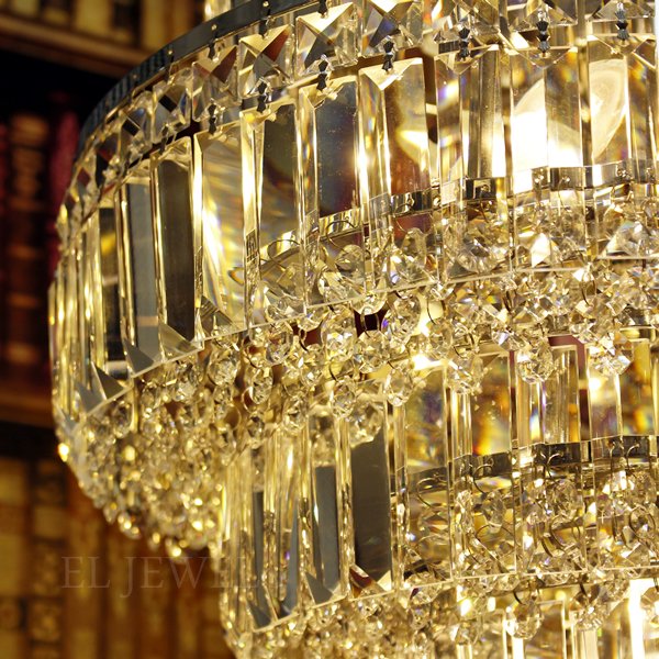 クリスタルシャンデリア 12灯 クリスタルシャンデリア 12灯【豪華版】リーフ型(W610mm) | EL JEWEL