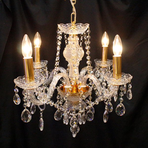 【在庫有!ゴールド:6台、クローム:3台】【LA LUCE】引掛けシーリングタイプ クリスタルシャンデリア 4灯 クローム/ゴールド(W540×H480mm)