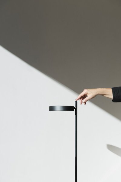 【Wästberg】北欧デザイン照明「w182 Pastille f2 floor lamp, oxide red」フロアライト(W240×D240×H1101mm)