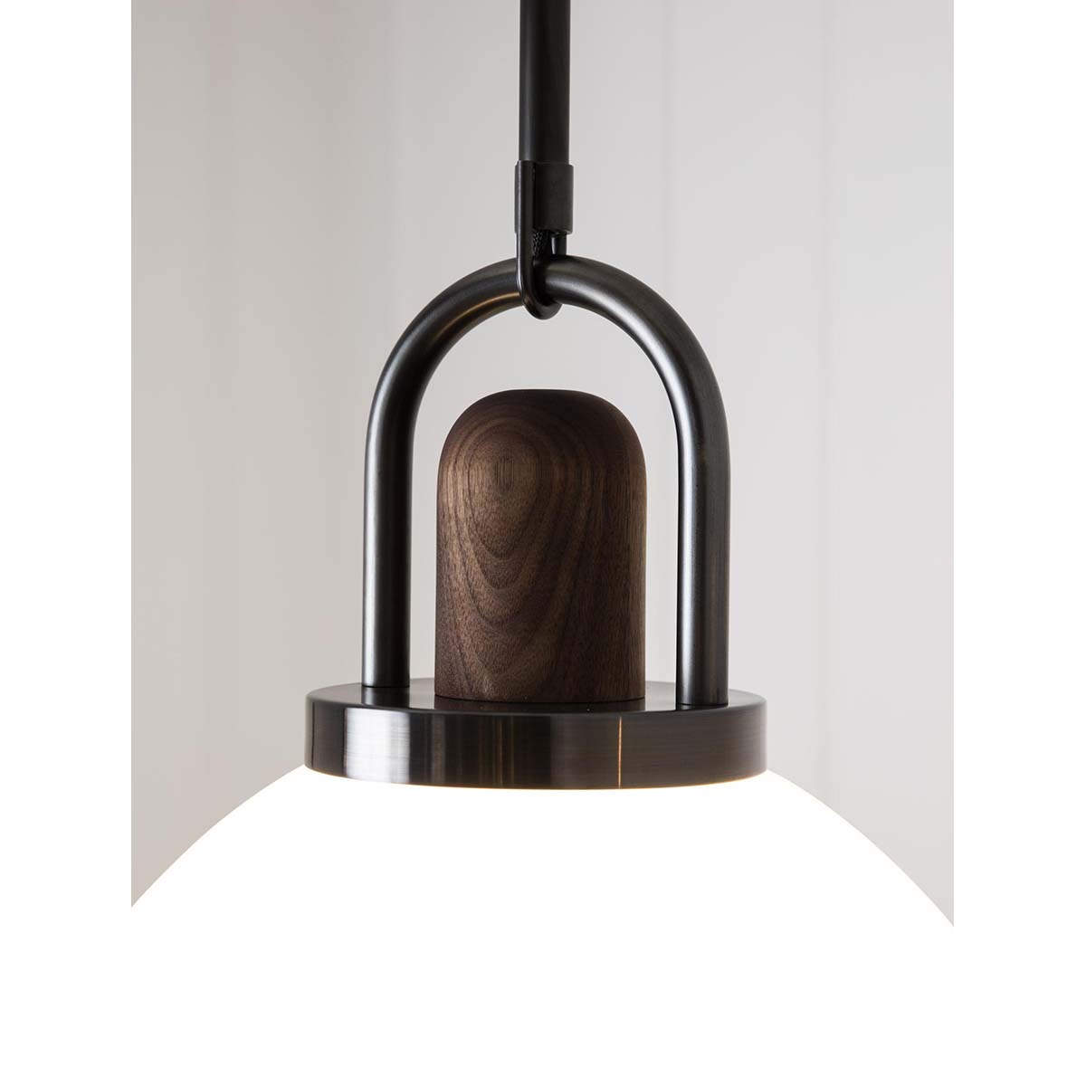 【ALLIED MAKER】 アメリカ・インテリア照明「Arc Globe 16