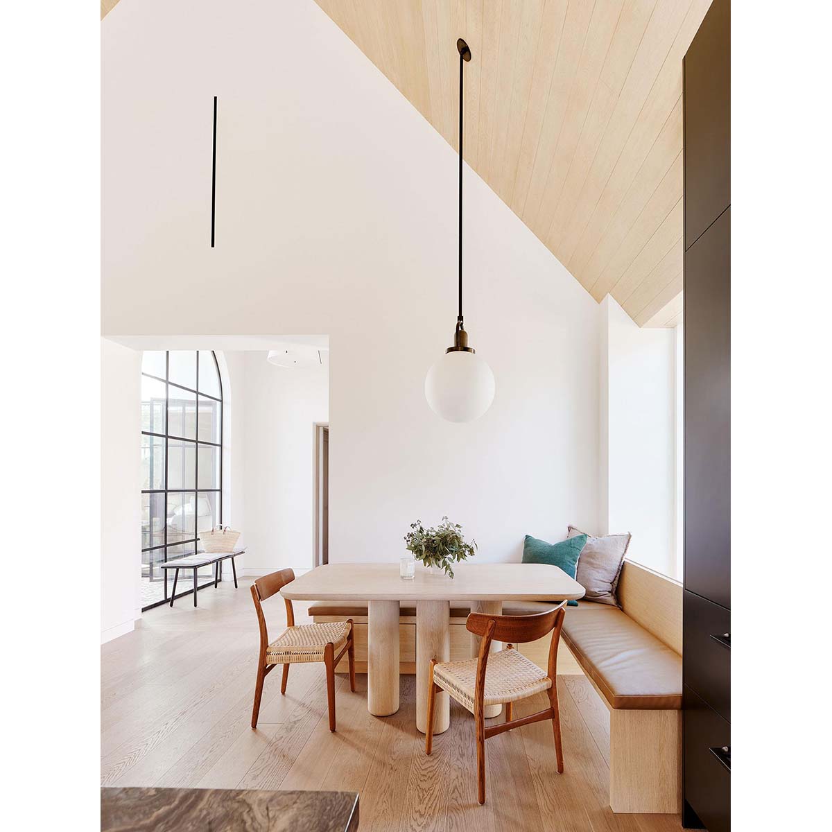 【ALLIED MAKER】 アメリカ・インテリア照明「Arc Globe 16