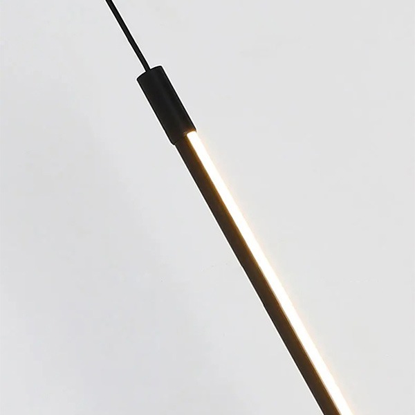 デザイン照明　モダンシーリングペンダントライト　ブラック／ゴールド　1～30灯（W15×H600mm）