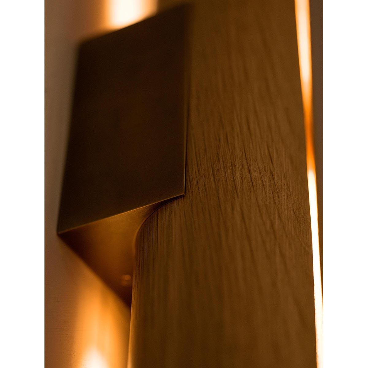 【ALLIED MAKER】 アメリカ・インテリア照明「Wood Court II 22