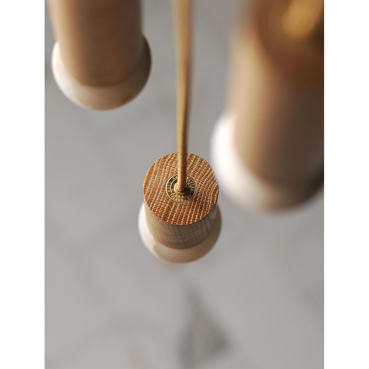 【ALLIED MAKER】 アメリカ・インテリア照明「Wood Cylinder 3」ペンダントライト 3灯 カスタムカラー (W274×D127mm)