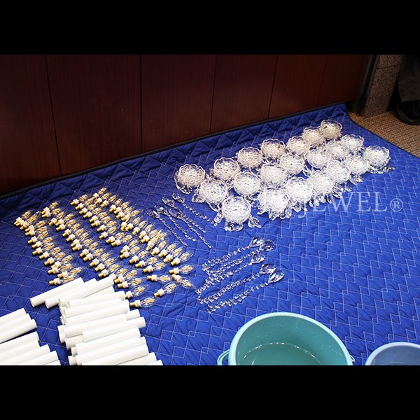 シャンデリア・照明のクリーニング（清掃）