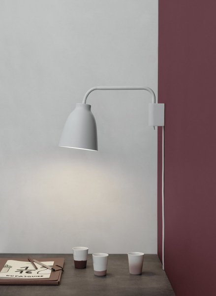 Fritz Hansen】「Caravaggio Read wall lamp, light grey」デザイン  