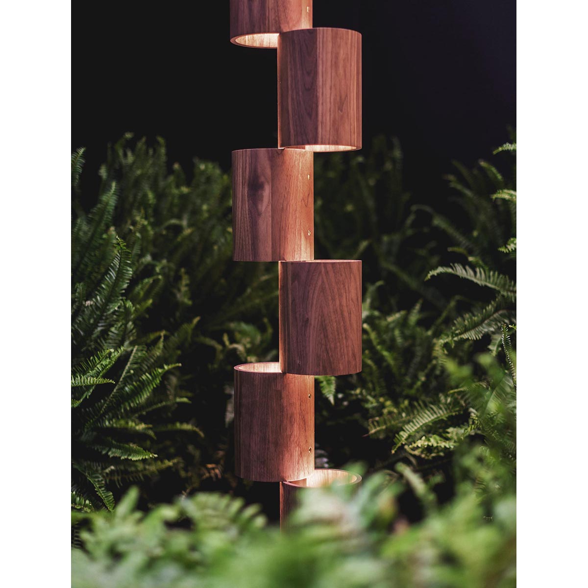 【ALLIED MAKER】アメリカ・インテリア照明「Wood Totem」フロアライト カスタムカラー 12灯 (W343×D343×H2253mm)