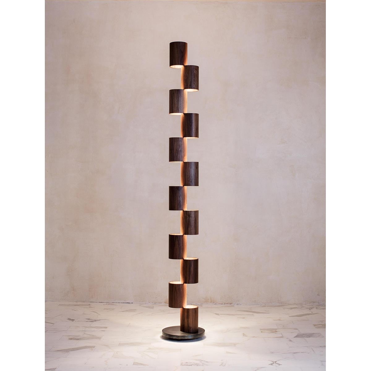 【ALLIED MAKER】アメリカ・インテリア照明「Wood Totem」フロアライト カスタムカラー 12灯 (W343×D343×H2253mm)