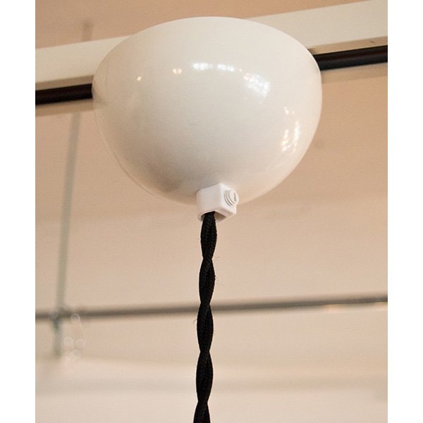 ホーローランプ1灯・アイボリーホワイト(φ175mm)