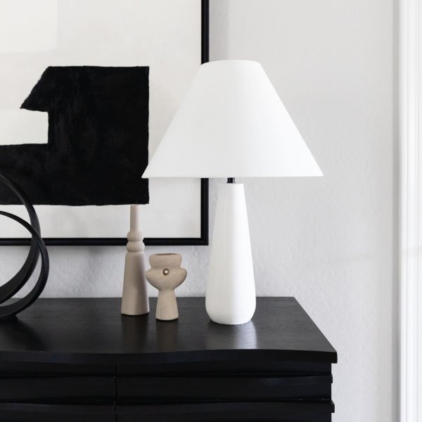 アメリカ・デザイン照明アイボリーテーブルライト「POLAR」1灯(W460×H660mm)