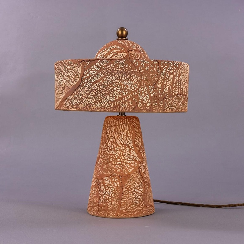 【Mullan】アイルランド「Seville-Ceramic Mid-Century Modern」テーブルライト 3灯 レッドアイアン（D280×H400mm）