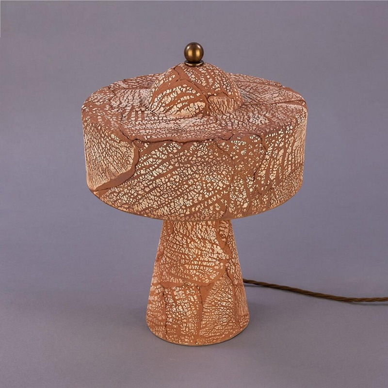 【Mullan】アイルランド「Seville-Ceramic Mid-Century Modern」テーブルライト 3灯 レッドアイアン（D280×H400mm）