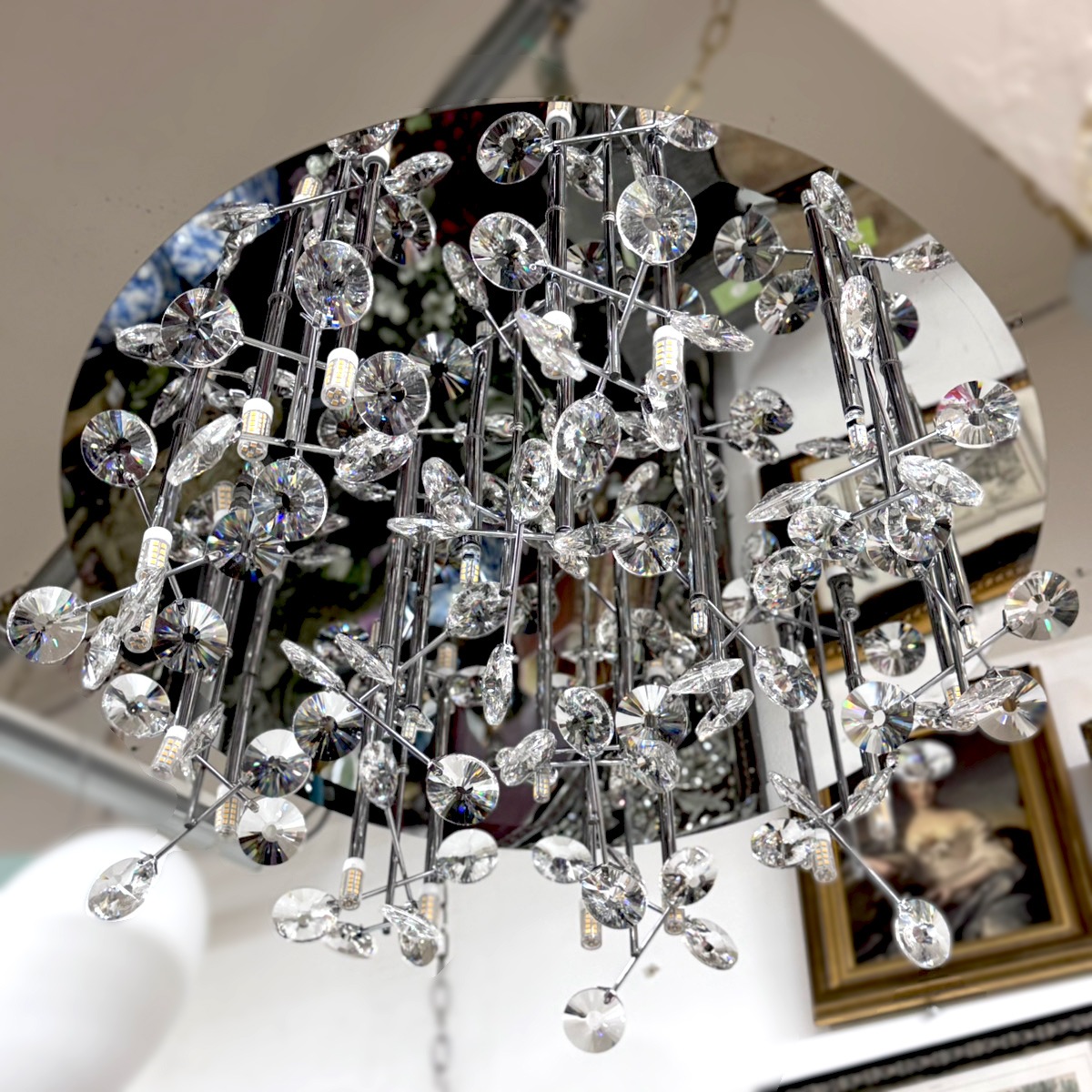【１台在庫有！】【LA LUCE】デザインクリスタルシーリングシャンデリア 26灯 クローム(φ650×H240mm)