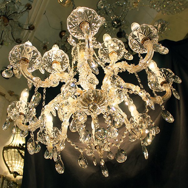 【LA LUCE】マリアテレサ型 チャイニーズクリスタルシャンデリア 12灯 (W650×H550mm)
