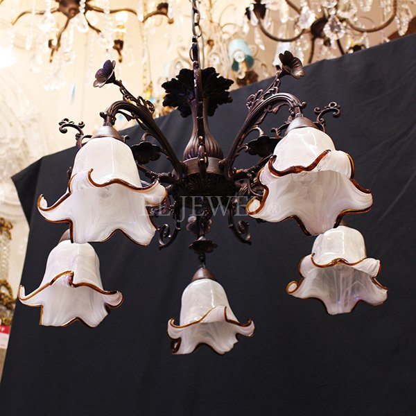 シャンデリア 5灯 (Φ580×H720mm)