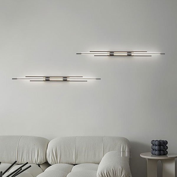 インテリア照明 モダンLEDウォールライト ブラック／ゴールド（W70×H800～1000mm）