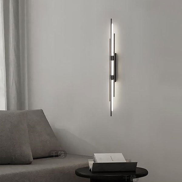 インテリア照明 モダンLEDウォールライト ブラック／ゴールド（W70×H800～1000mm）