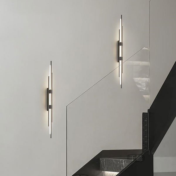 インテリア照明 モダンLEDウォールライト ブラック／ゴールド（W70×H800～1000mm）