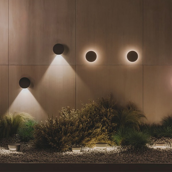 VIBIA】スペイン・デザイン照明「Dots outdoor」アウトドアウォール