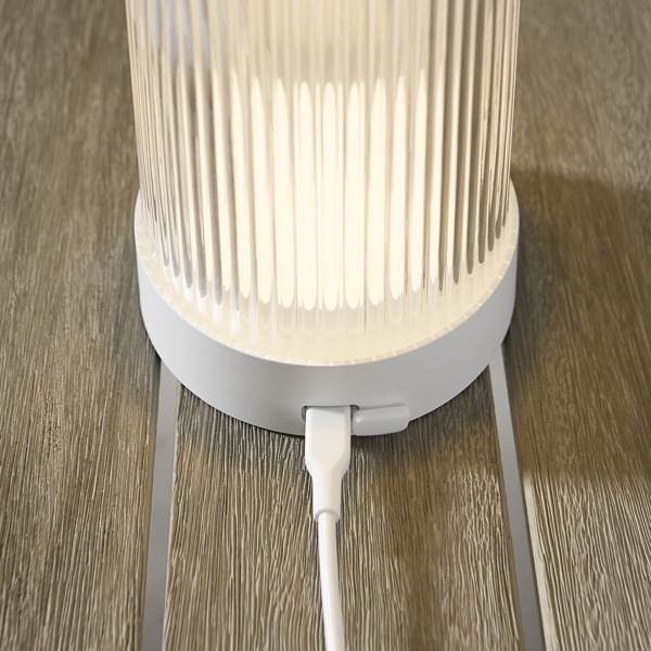 【TECH LIGHTING】アメリカ・テーブルライト「Tawa Accent Rechargeable Table Lamp」ホワイト（W115×D115×H280mm）