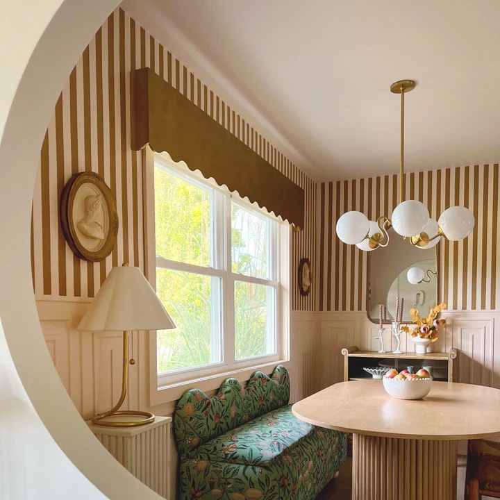 【MITZI】アメリカ・デザイン照明 テーブルライト「Martha」1灯 ゴールド（Φ360×H580mm）