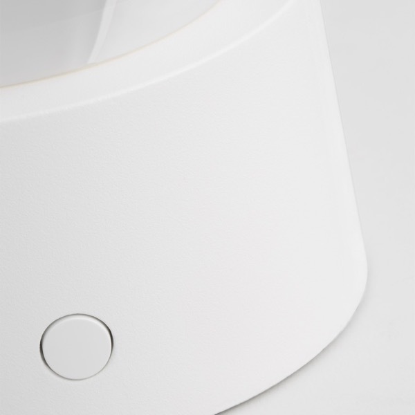 【TECH LIGHTING】アメリカ・テーブルライト「Mina Accent Rechargeable Table Lamp」ホワイト（W102×D102×H140mm）