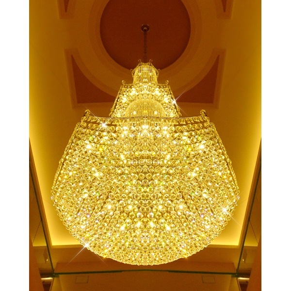 【LA LUCE】大型 エンパイア型チェコクリスタルシャンデリア 90灯(W1500×H3000mm)