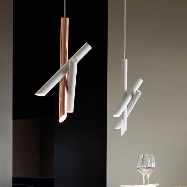 【Nemo Lighting】イタリア・デザイン照明「Tubes 3」ペンダントライト　ホワイト／コッパー（W240×D190×H500mm）