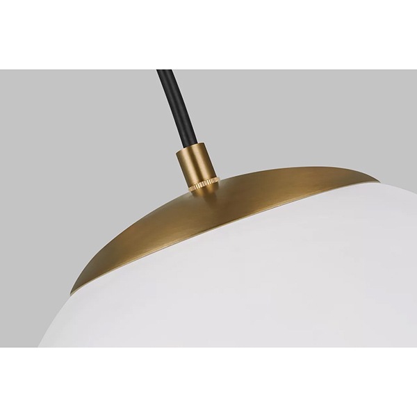 【Visual Comfort】アメリカ・デザイン照明 ペンダントライト「Leo Hanging Globe Large」1灯・サテンブラス(W305mm×H318mm)