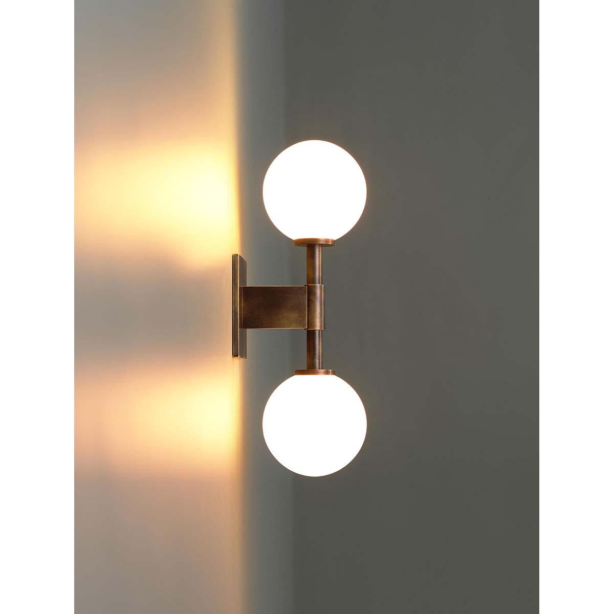 【ALLIED MAKER】 アメリカ・インテリア照明「Bastion Double」ウォールライト 2灯 カスタムカラー (W127×D153×H407mm)