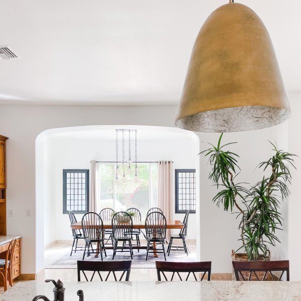 アメリカ・デザイン照明ドームシェードペンダントライト「HAMMERED」1灯（W580×H610mm）