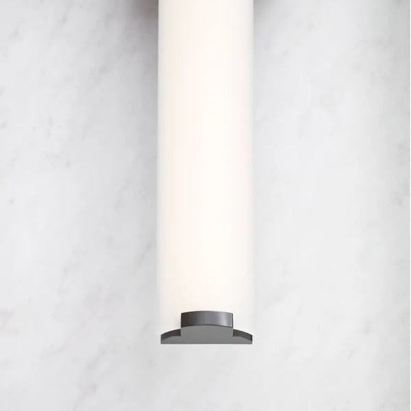 【TECH LIGHTING】アメリカ・ウォールライト「Finn 24 Bath」ブロンズ（W635×D59×H110mm）