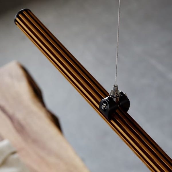 【Fabbian】イタリア デザイン照明 ペンダントライト 「FREELINE」ブラック／ブロンズ（W2000×H23mm）