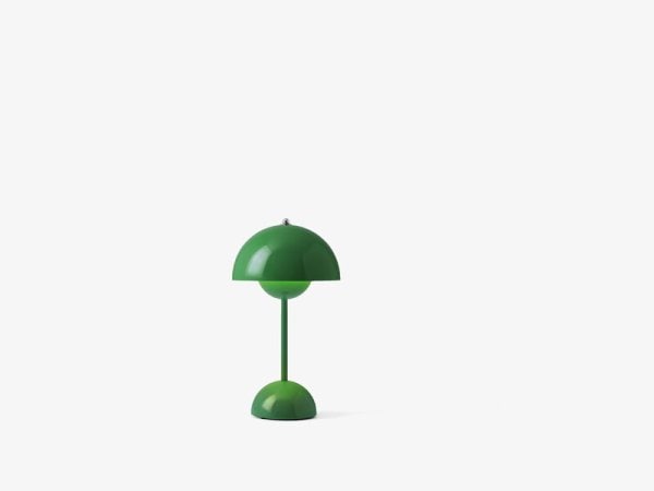 【&Tradition】北欧デザイン照明「Flowerpot VP9 portable table lamp, signal green」テーブルライト(Φ160×H295mm)